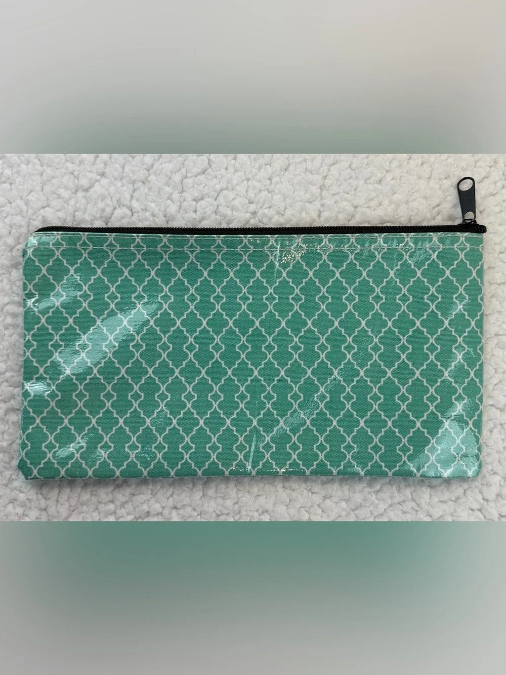 Unbranded teal white